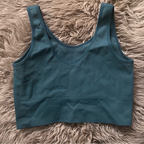 ACTIVE TOP - Picture 4 of 4